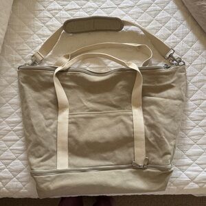 Lo & Sons Canvas Catalina Bag